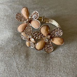 Rhinestone Adjustable Floral Bracelet